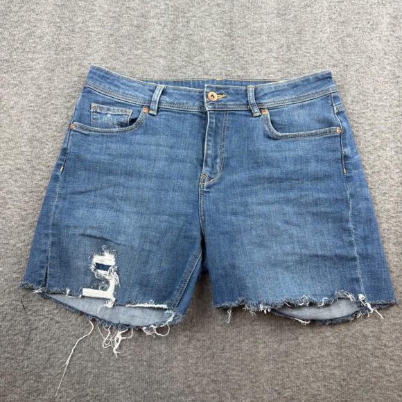 H&M Pants - H&M Divided Denim Shorts Women's 8 Blue Distressed Raw Hem Mid Rise 0317106 4